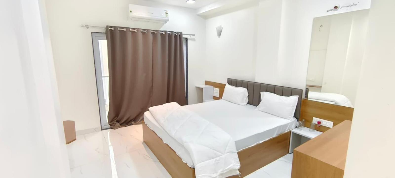 Hotel Mayur Residency Ellora Buitenkant foto